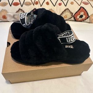UGG Fluff Yeah Slide size 6